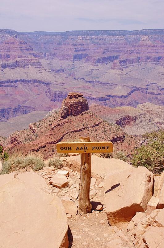 Ooh aah point sign
