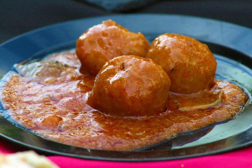 Italian meatballs with tomato sauce