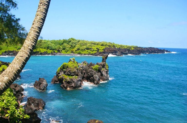 The best Road to Hana stops for your Maui trip (Tips + Pics)