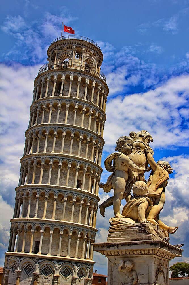 View of the leaning tower of Pisa in Tuscany, Italy