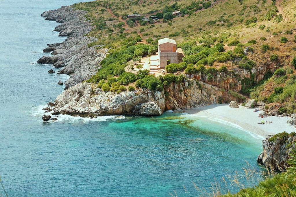 Best beaches in Sicily - Bue Marino Cove