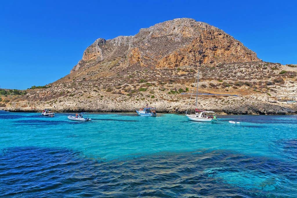 Best beaches in Sicily - Cala rossa Favignana