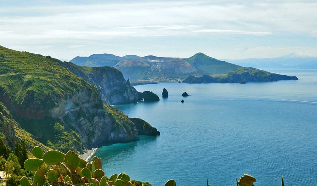 Best beaches in Sicily - Spiaggia della pomice Lipari