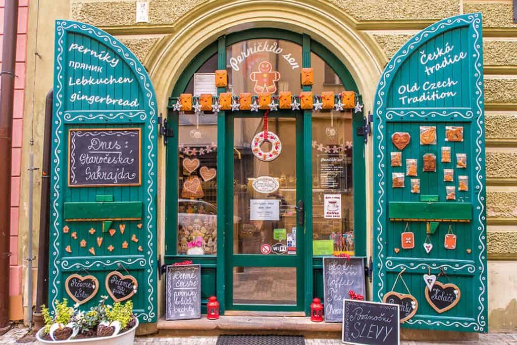 The gingerbread man’s dream store facade in Prague