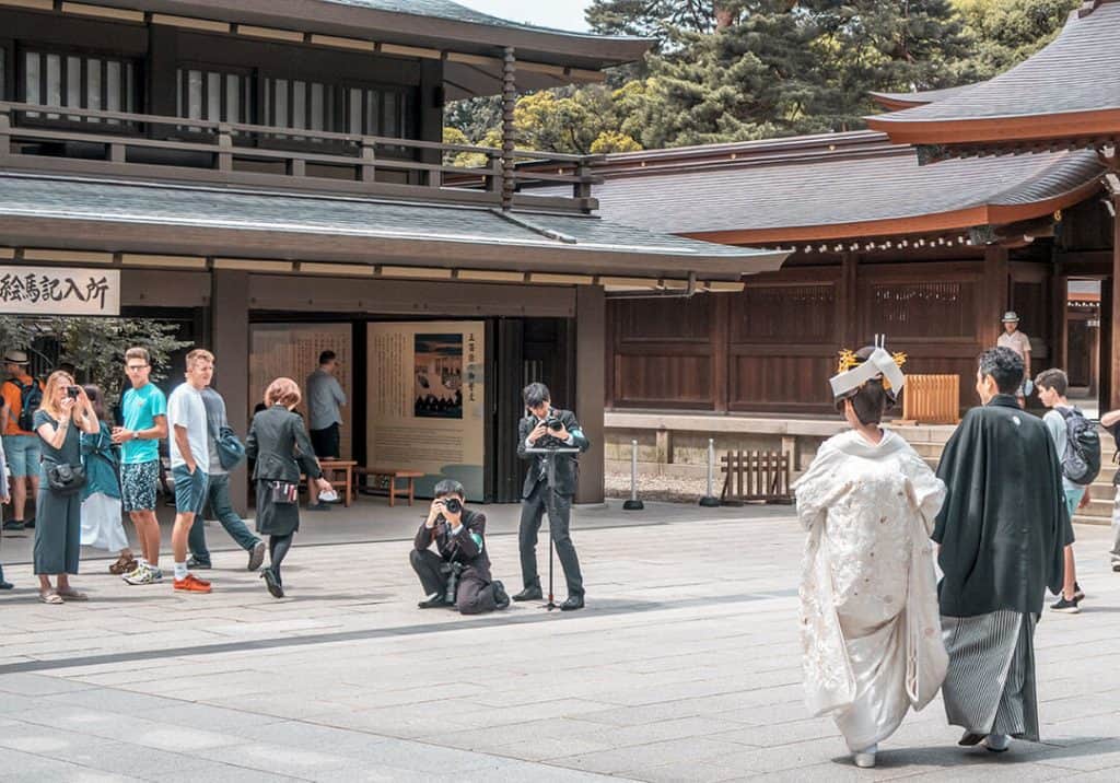 Matrimonio tradizionale giapponese al santuario Meiji Jingu