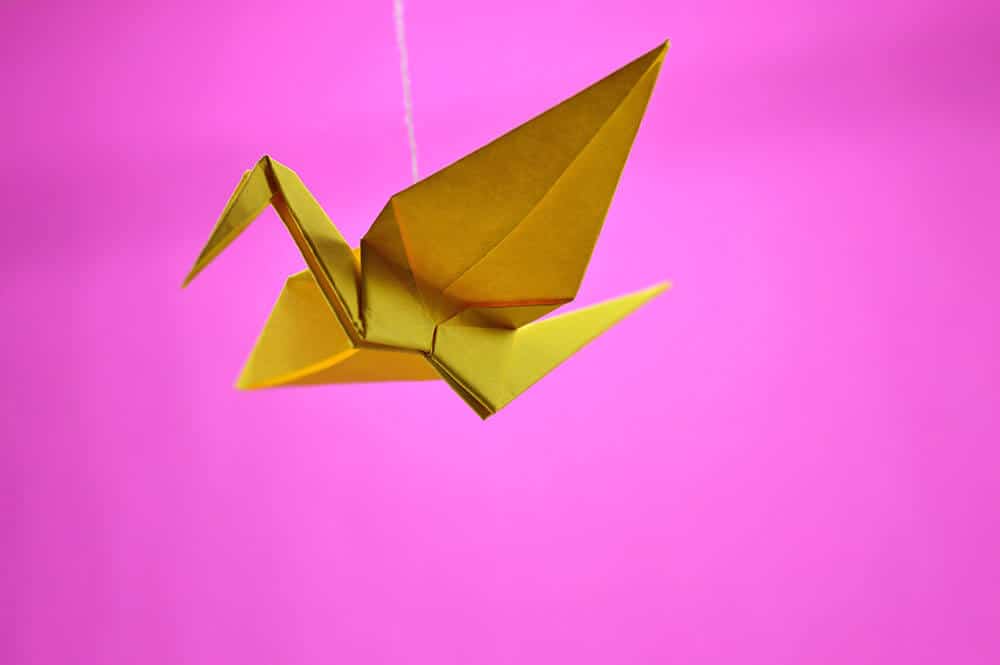 Cosa comprare in Giappone - Uccello di carta creato con la tecnica dell'origami