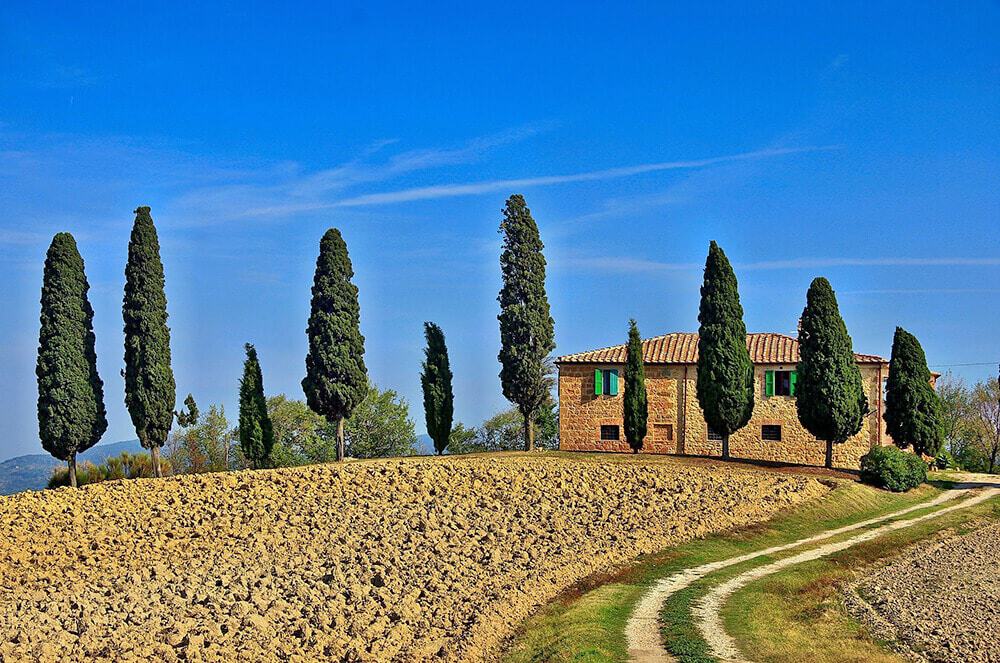 A beautiful rural house in the Tuscany countryside