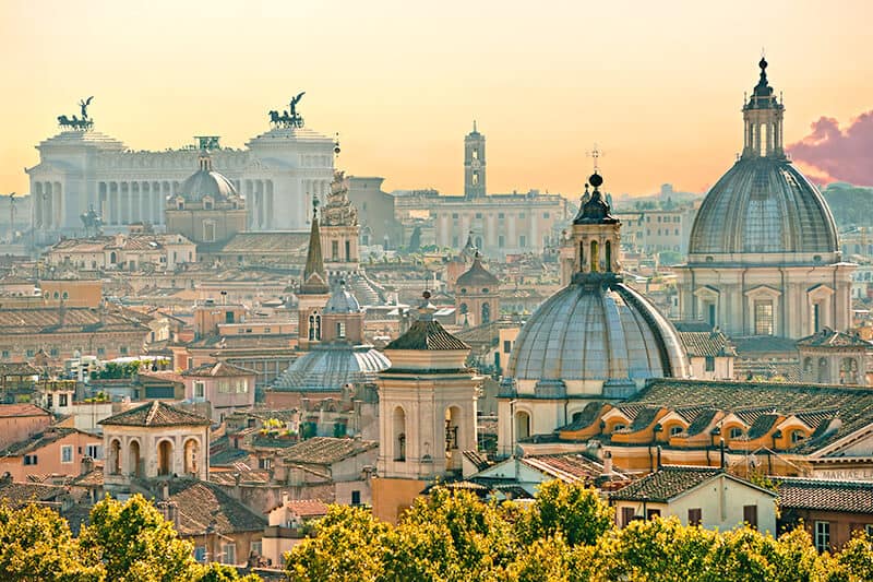 Roma in autunno al tramonto
