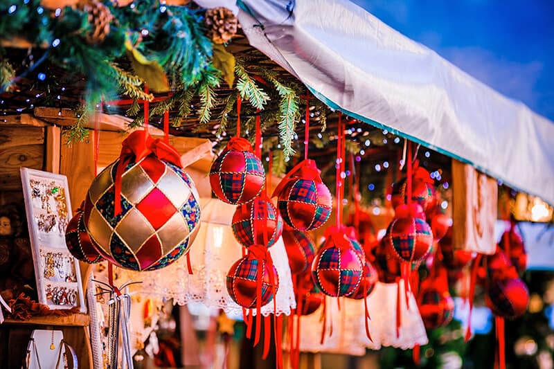 Itališki kalėdiniai papuošalai Kalėdų turguose Italijoje - Trentino Alto Adige