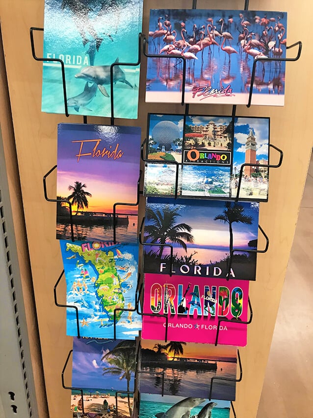 Cartoline di Miami e Orlando in esposizione