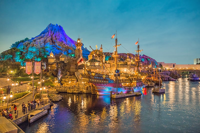 Volcano at DisneySea Tokyo at night (Japan)