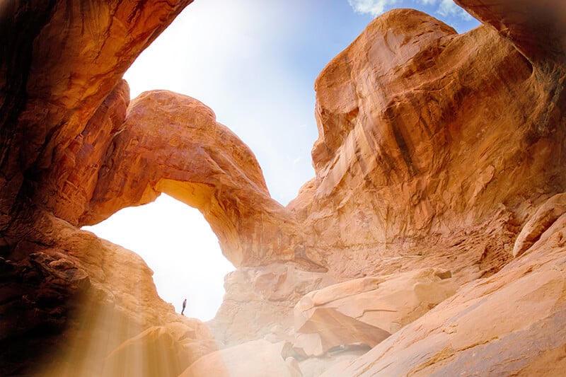 Doppio arco di roccia nel parco americano di Arches