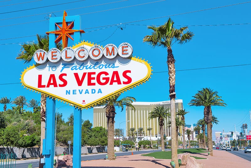 Panoramica della classica insegna "Welcome to Las Vegas" in Nevada (USA)