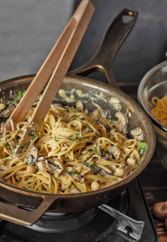 Spaghetti con funghi porcini