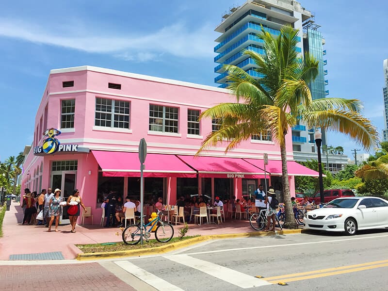 Big Pink Facade in Miami (Fl)