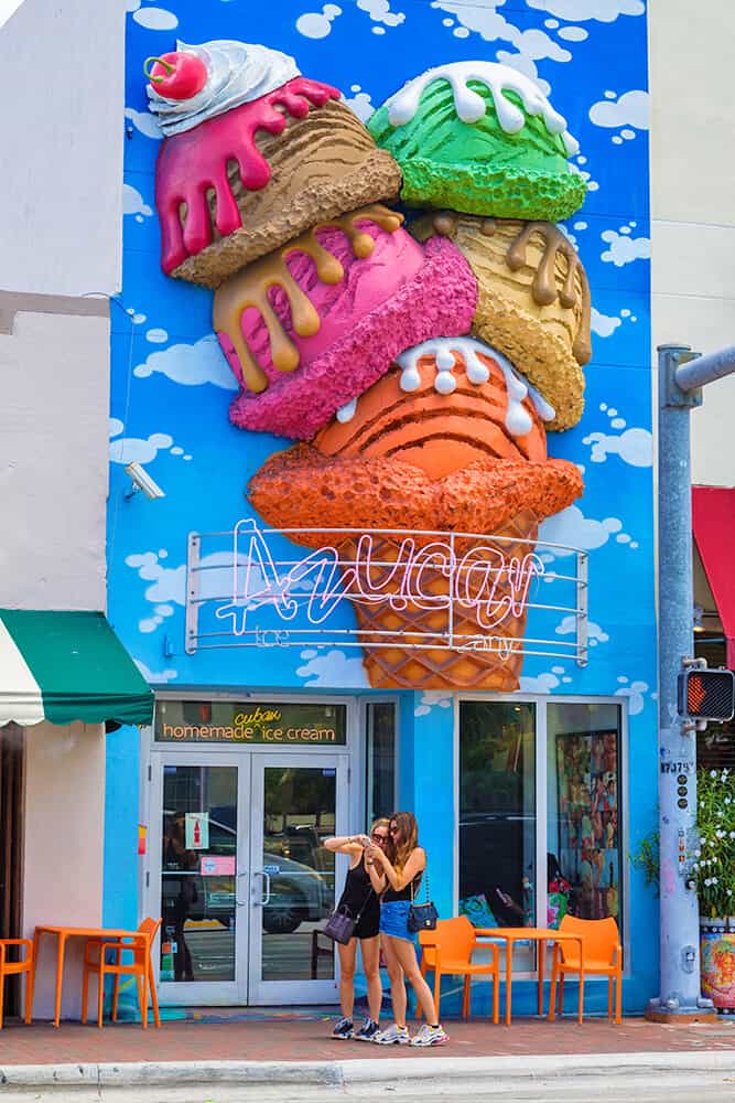 Facciata di Azucar Ice Cream a Little Havana (Miami)