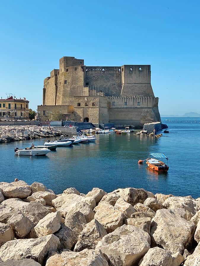 Castel dell'Ovo a Napoli