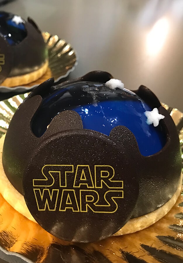 Special Star Wars dessert at Disney Orlando