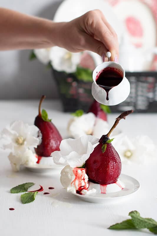 Pears with red wine