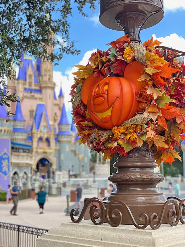 Halloween decor at Disney World Orlando (FL)