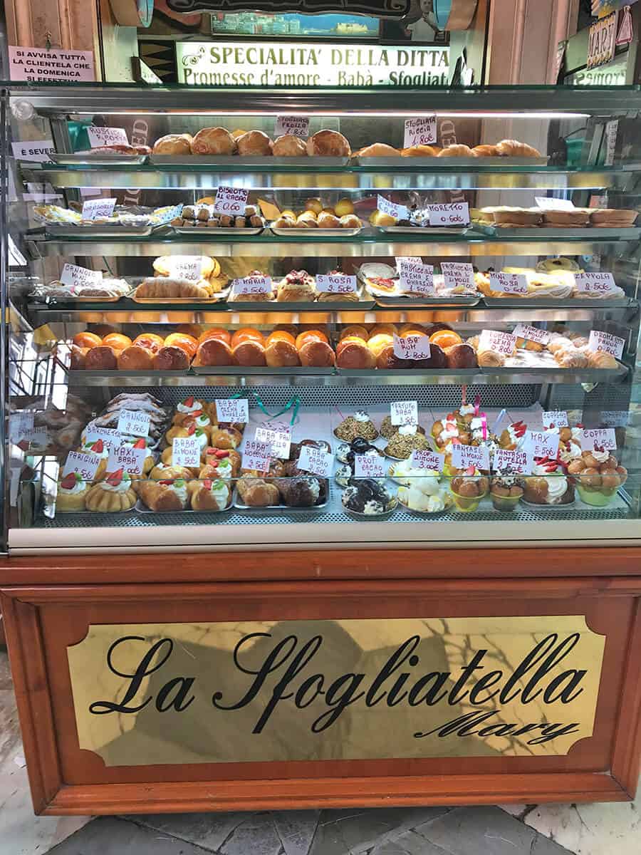 Sfogliatella Mary shop in Naples